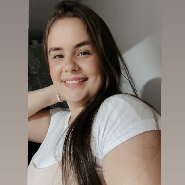Niñera en Medellín: Mariana Valencia Cañas