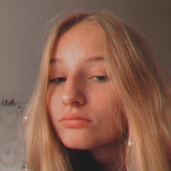 Babysitter in Lausanne: Jade