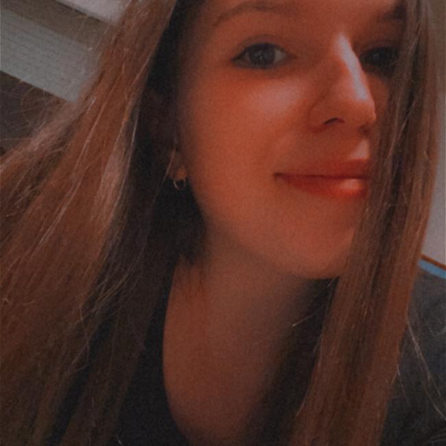 Barnevakt i Charleroi: Laura