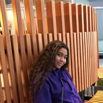 Baby-sitter in Roubaix: Heloisa