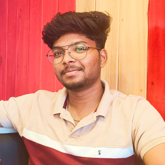 बंगलौर में बेबीसिटर: Velmurugan