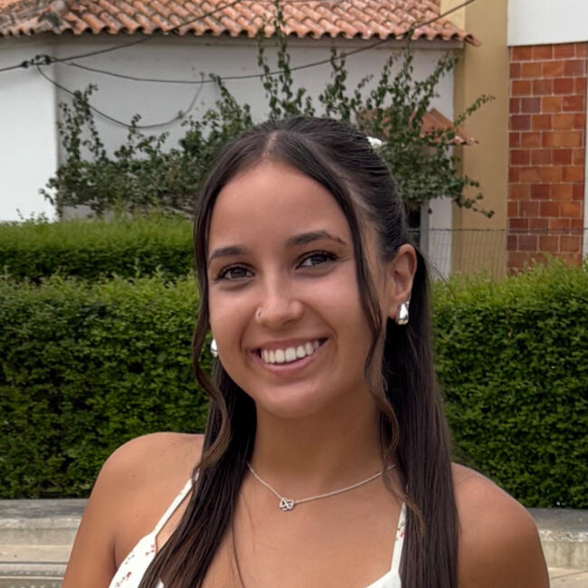 Babysitter em Unhos: Maria