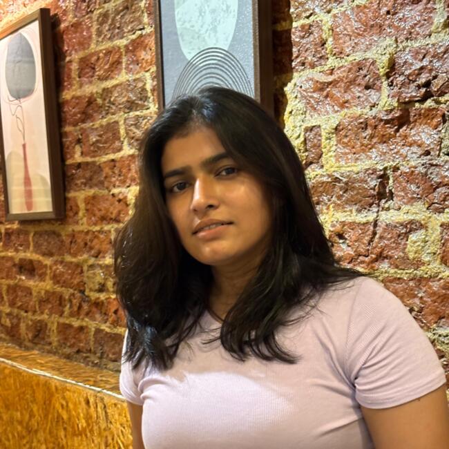 पुणे में बेबीसिटर: Chauhan