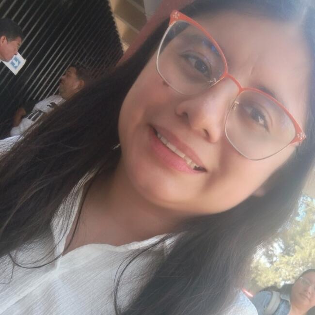 Niñera en San Pedro Ayampuc: Melanie