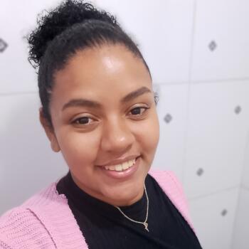 Babysitter Mauá: Karina Lima