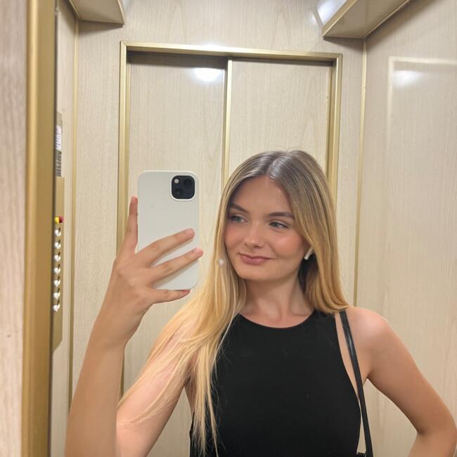 Babysitter a Firenze: Aurora