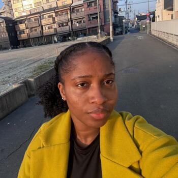 Babysitter in Sumiyoshi (大阪府): Admire