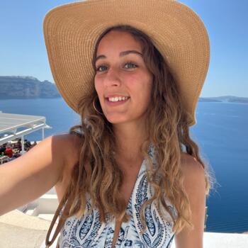 Babysitter in Niort: Lou