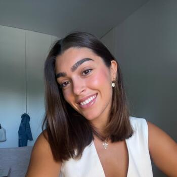 Nanny in Seville: Elvira