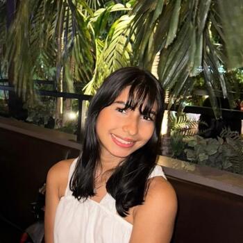 Babysitter in Santiago de Cali: Isabella