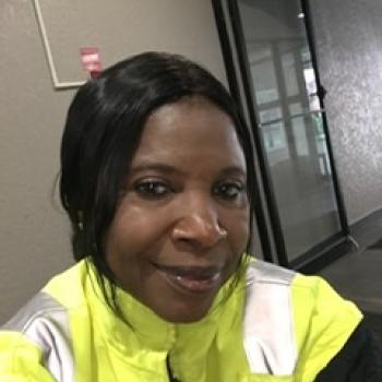 Baby-sitter Edmonton: Olabisi
