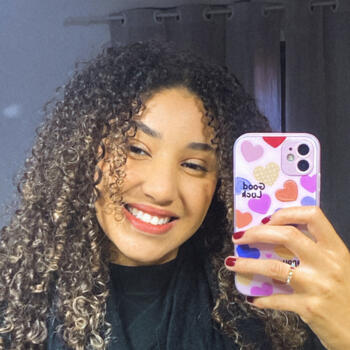 Babysitter in Almirante Tamandaré: Geovanna