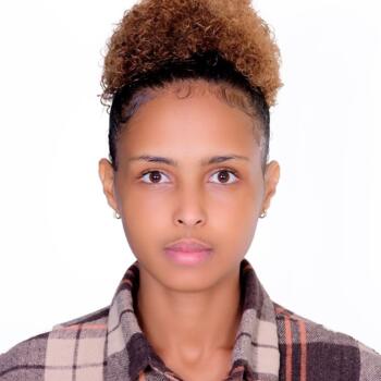 Babysitter Cairo: Gifty