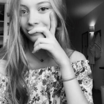 Babysitter in Boulogne-Billancourt: Lise