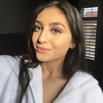 Babysitter Brampton: Yumnaa
