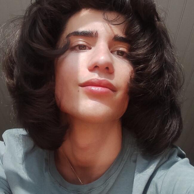 Babysitter in Aarlen: Gabriel