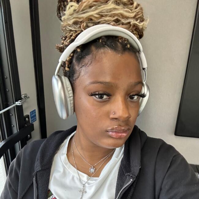 Babysitter in Gastonia: Lyric