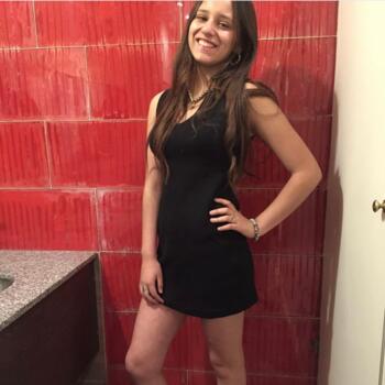 Niñera Longchamps: Ailen