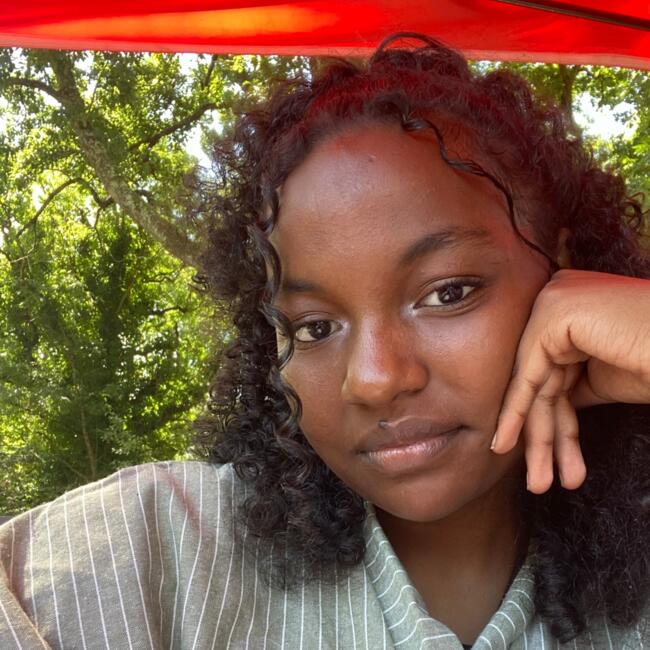 Babysitter in Angers: Manal