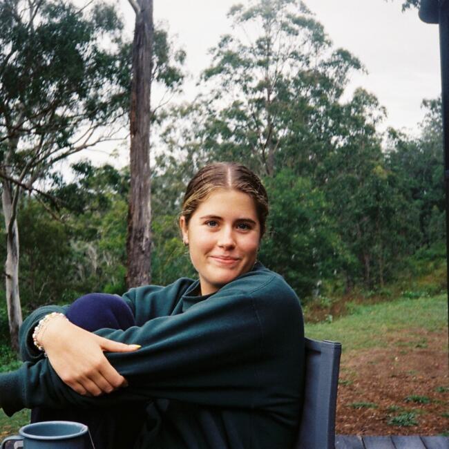 Babysitter in Melbourne: Hope