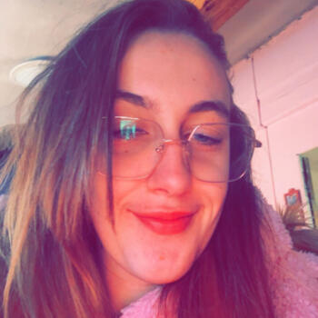 Babysitter in Saint-Pons-de-Thomières: Elodie