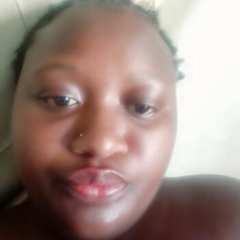 Babysitter in Nigel: Nobukhosi