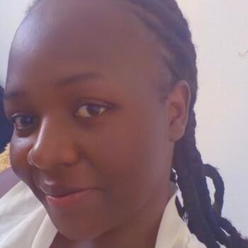 Babysitting job in Bedford: babysitting job Zahara