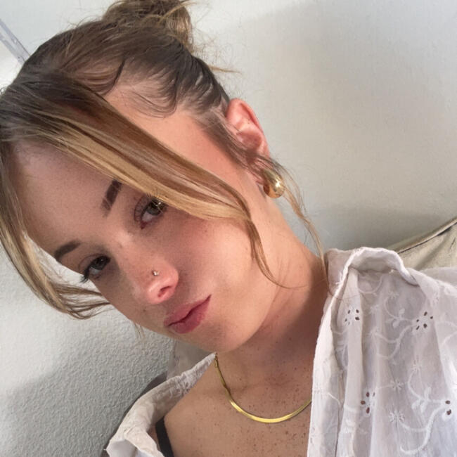 Babysitter in Mauguio: Lilou