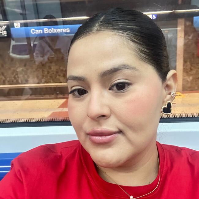 Nanny in Cornellà de Llobregat: Melina