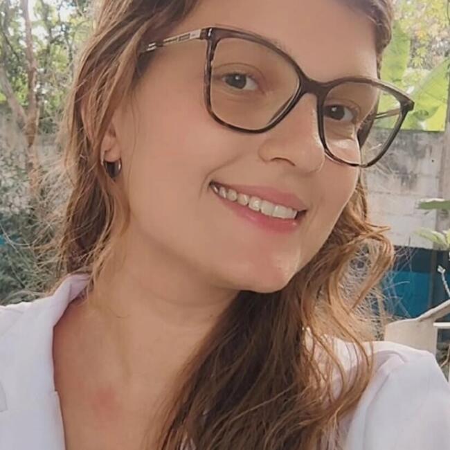 Babysitter in Ribeirão Pires: Cássia