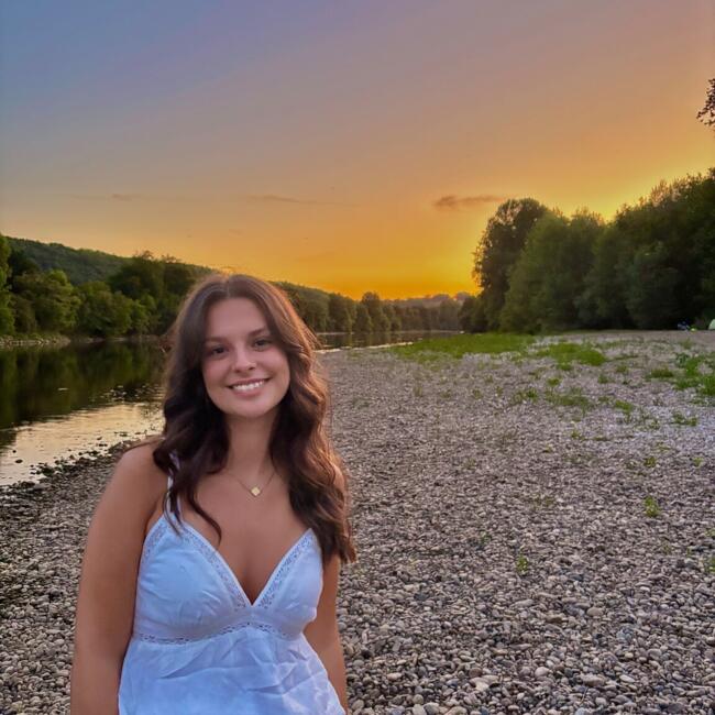 Babysitter in Tilques: Emeline