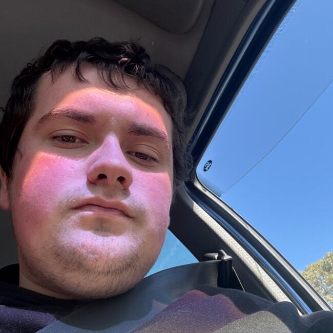 Babysitter in Queanbeyan: Ryan