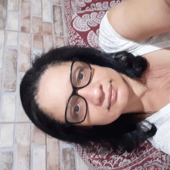 Agência de babá em Rio de Janeiro: Adeilda