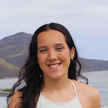Babysitter in Nova Friburgo: Anna Júlia