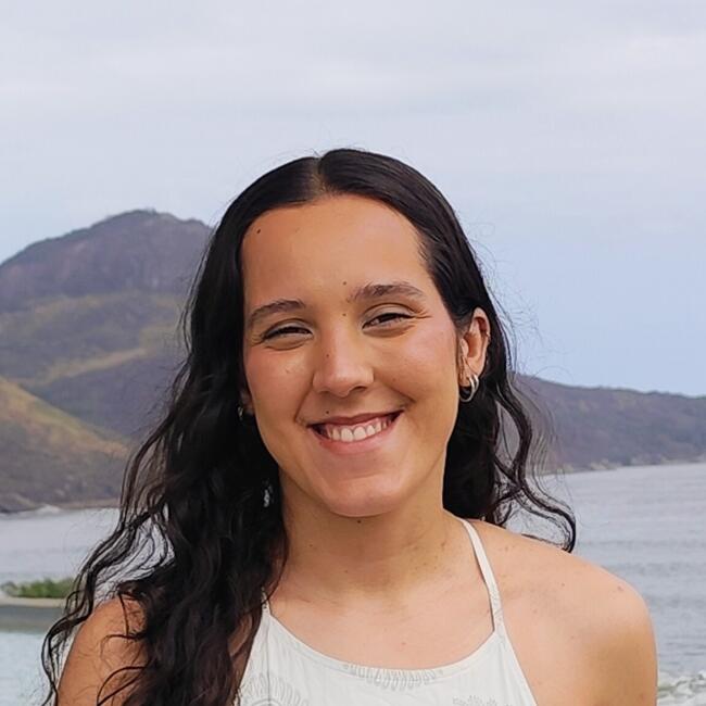 Babysitter in Nova Friburgo: Anna Júlia