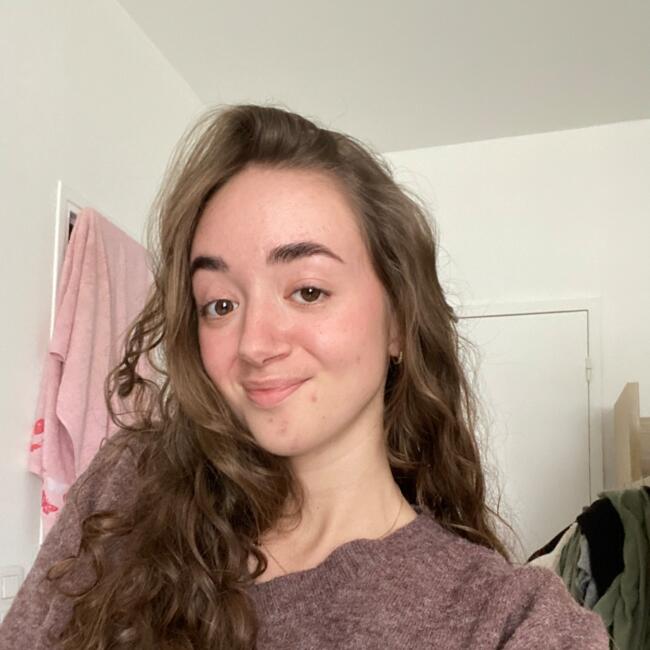 Babysitter in Reims: Mathilde