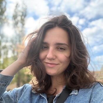 Babysitter in Bucharest: Dicu