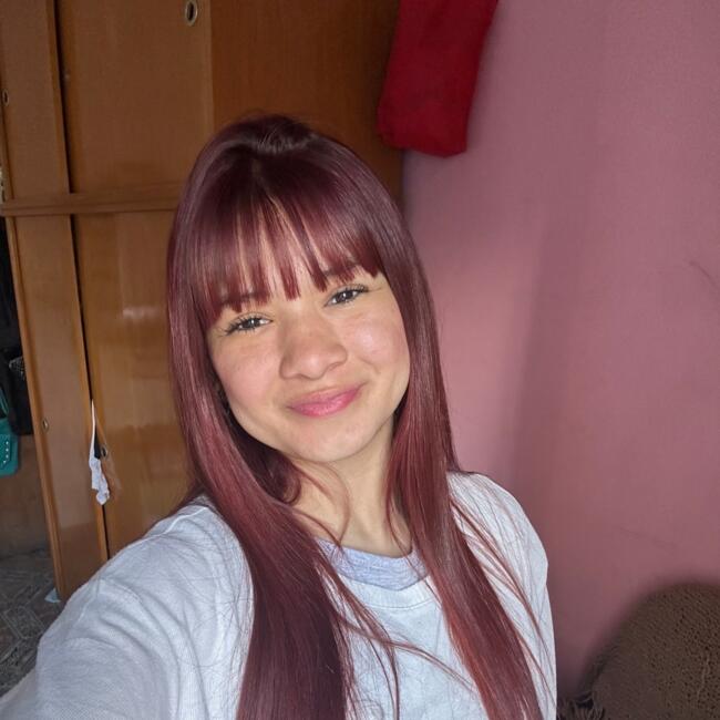 Babysitter in Almirante Brown: Priscila un