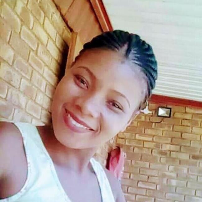 Babysitter in Johannesburg South: Thandeka Hlelele