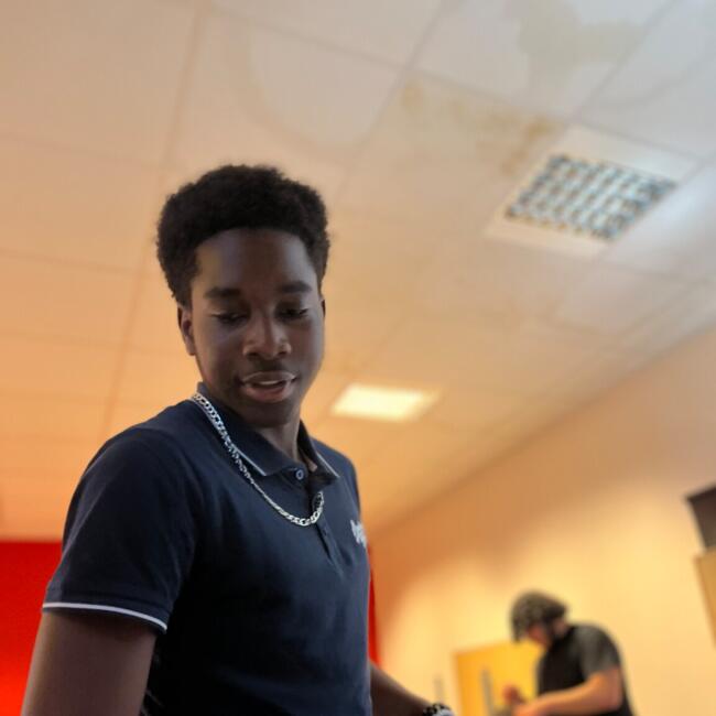 Babysitter in Melun: Preston