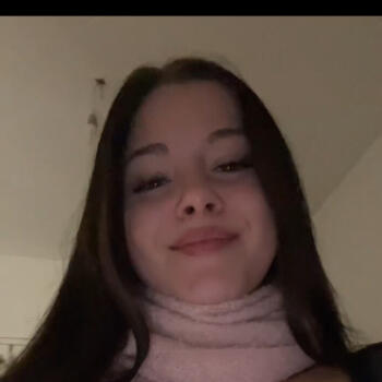 Babysitter in Setúbal: Lara