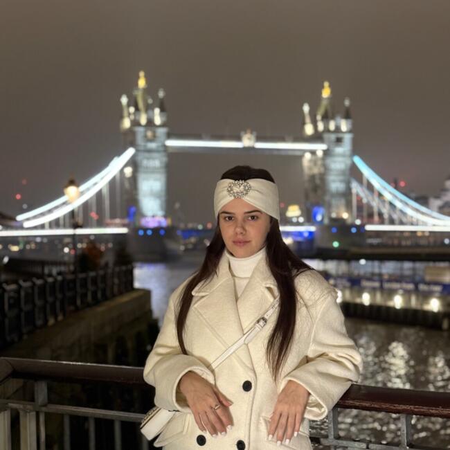 Babysitter in Albufeira: Jamile Crecencio