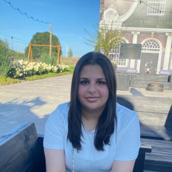 Babysitter in Berlin: Selena