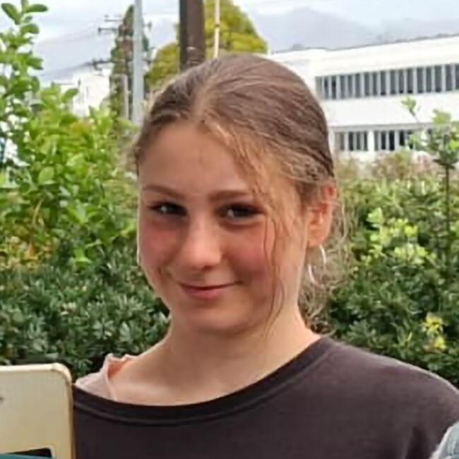 Babysitter in Waimauku: Athena