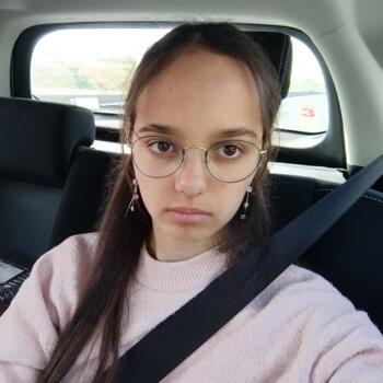 Babysitter in Reims: Lexie