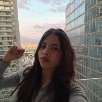 Niñera en Santiago de Chile: Pía