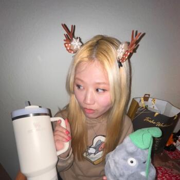 位於台北市的臨時保母: Athena