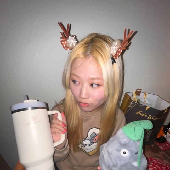 位於台北市的臨時保母: Athena