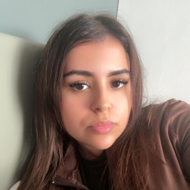 Babysitter in Manchester: Fatima