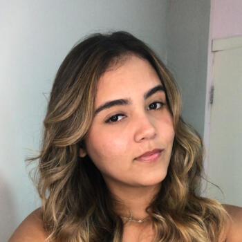 Babysitter in Fortaleza: Karla